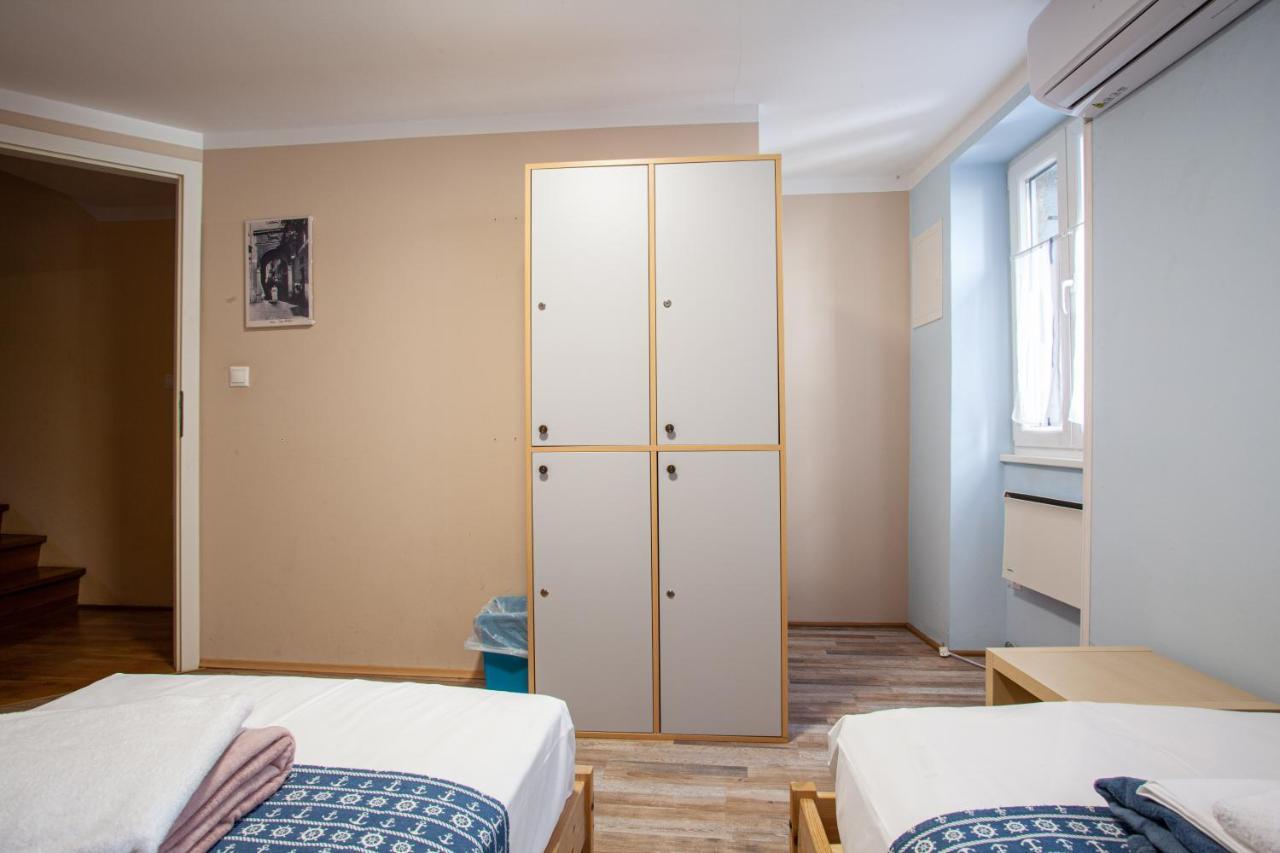 Hostel Adriatic Piran (Adults Only) Екстериор снимка