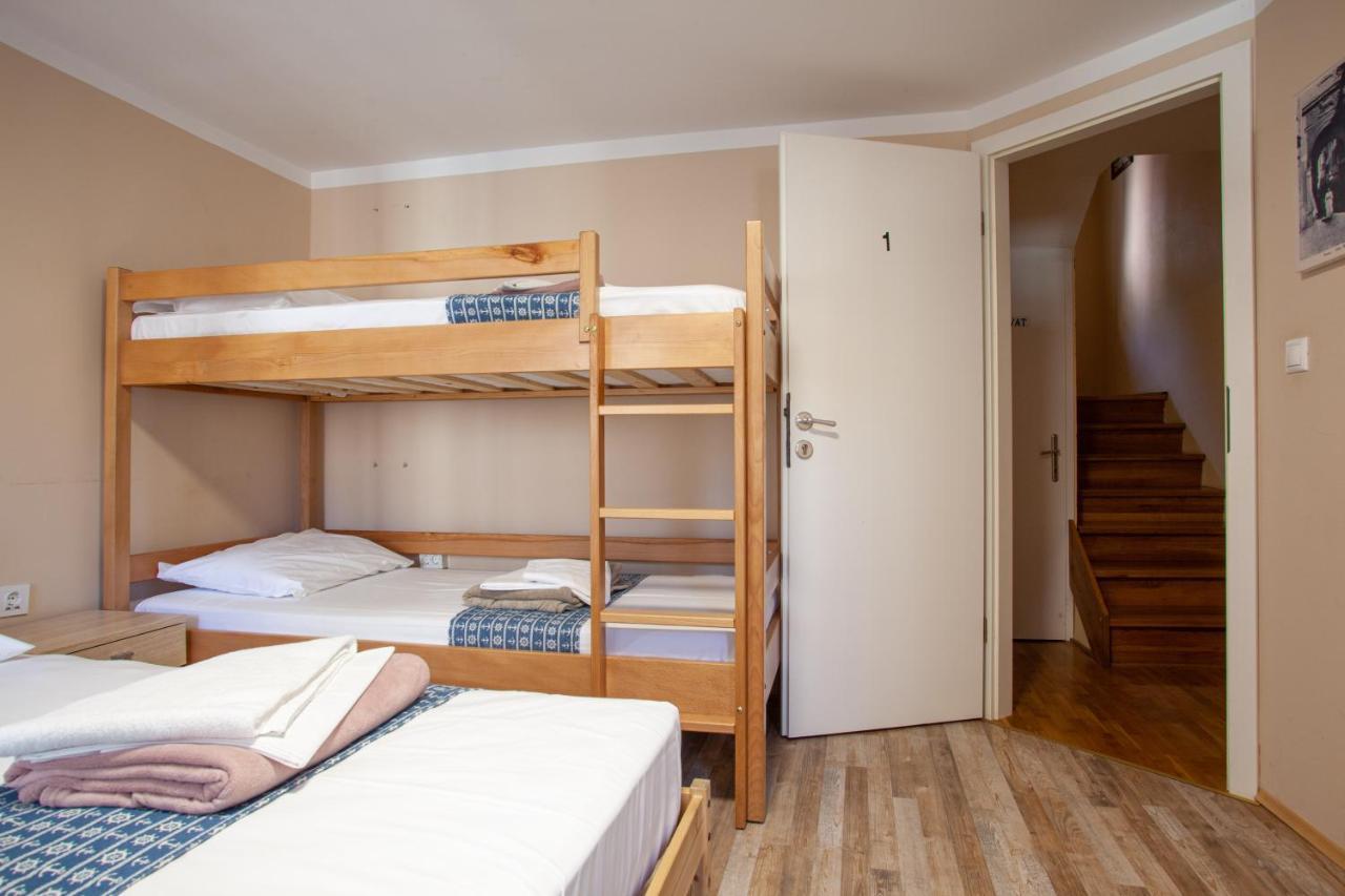 Hostel Adriatic Piran (Adults Only) Екстериор снимка