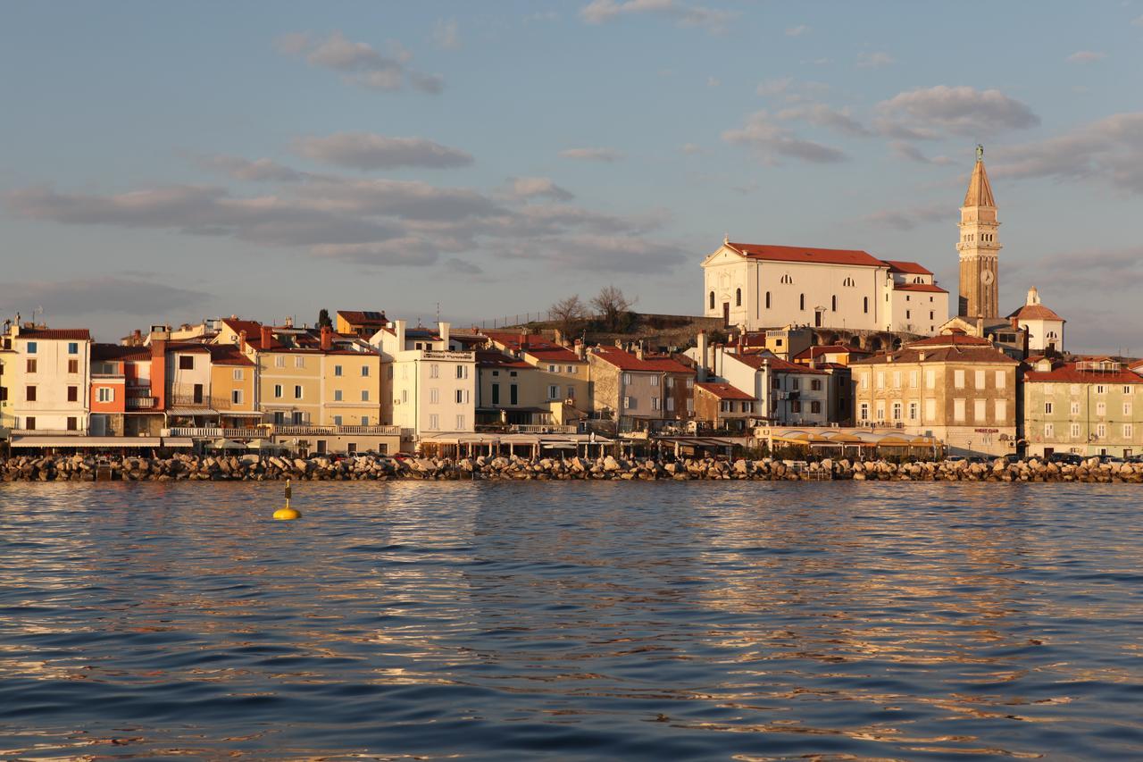 Hostel Adriatic Piran (Adults Only) Екстериор снимка